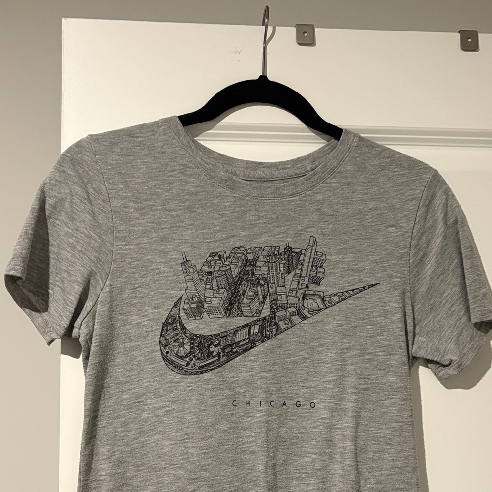 Nike tee